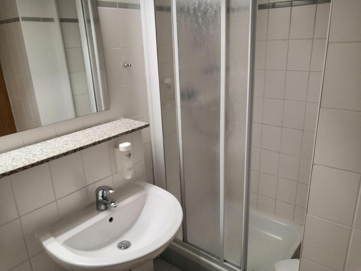 Ruegen-Hotel Sassnitz Extérieur photo